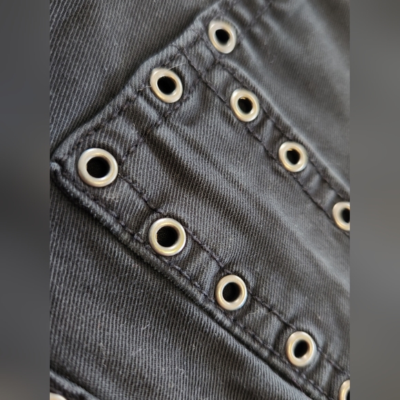 Lucky Brand Studded Cargo Crop Pant - Picture 8 of 12